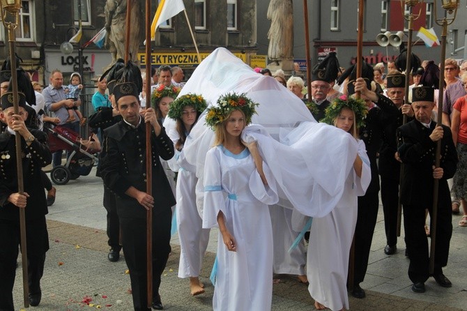 Zaśnięcie Najświętszej Maryi Panny w Piekarach Śl.