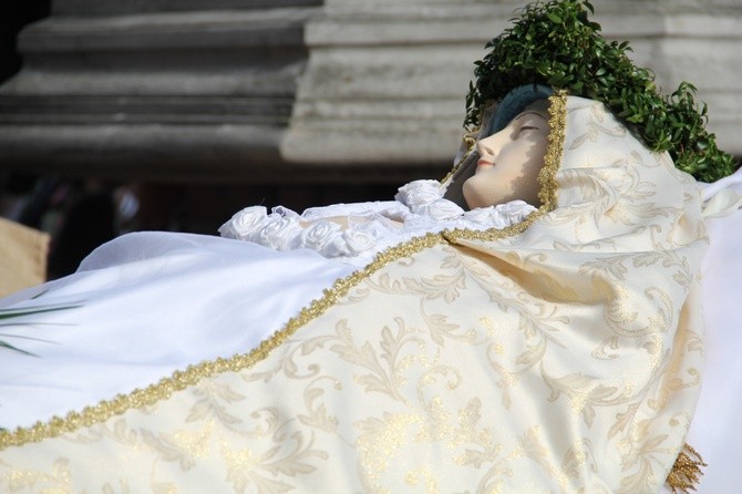 Zaśnięcie Najświętszej Maryi Panny w Piekarach Śl.