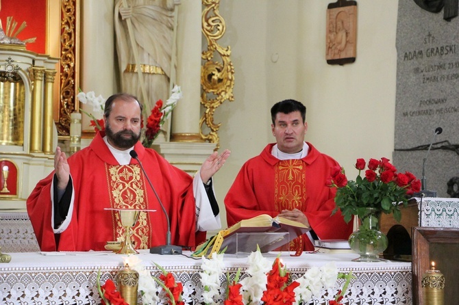 Wprowadzenie relikwii św. Maksymiliana do kościoła w Luszynie