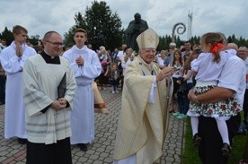 Abp Jędraszewski: Brońcie godności człowieka!