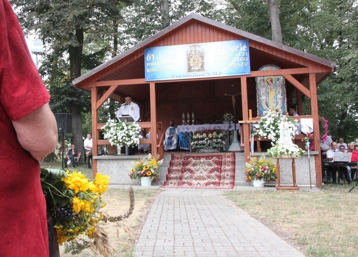 Z Wniebowziętą w Ligocie Książęcej