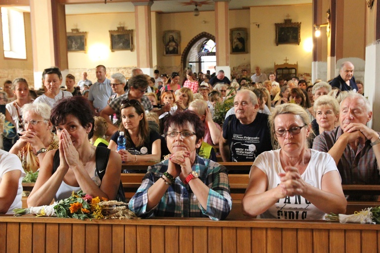 Z Wniebowziętą w Ligocie Książęcej