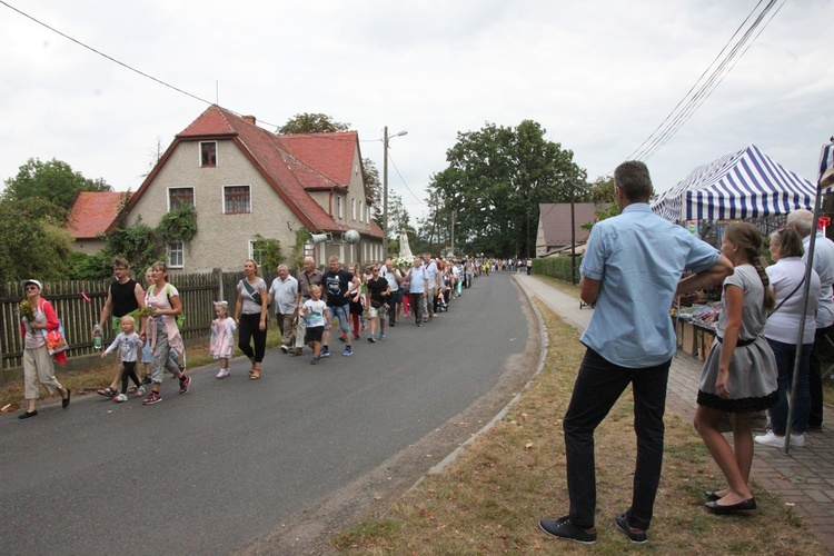 Z Wniebowziętą w Ligocie Książęcej