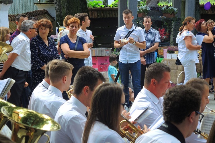 Piknik parafialny i "Bukiet ziela" w Głębowicach - 2018