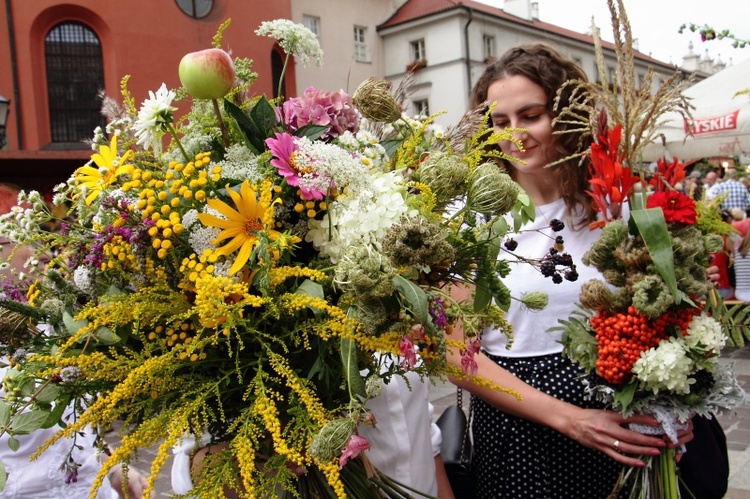 Cudowna Moc Bukietów 2018