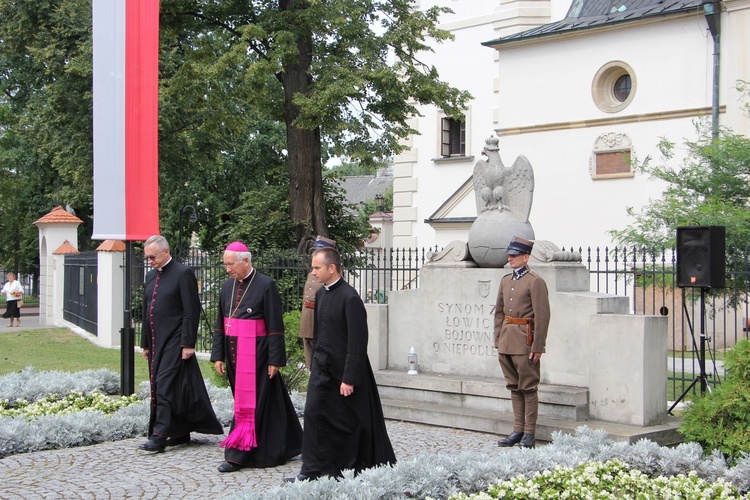 Uroczystości 15 sierpnia w Łowiczu