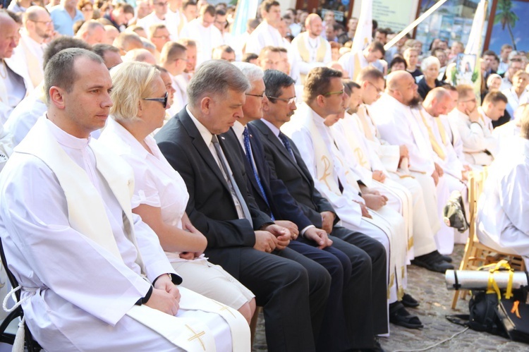 Msza św. na rozpoczęcie 36. PPT na Jasną Górę