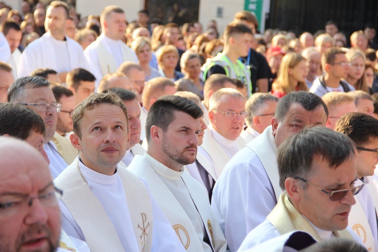 Msza św. na rozpoczęcie 36. PPT na Jasną Górę