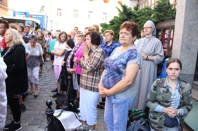 Msza św. na rozpoczęcie 36. PPT na Jasną Górę