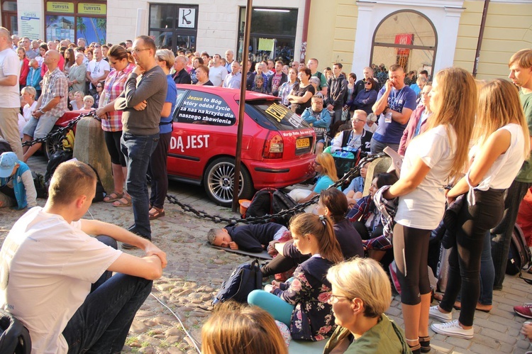 Msza św. na rozpoczęcie 36. PPT na Jasną Górę