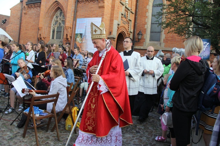 Msza św. na rozpoczęcie 36. PPT na Jasną Górę