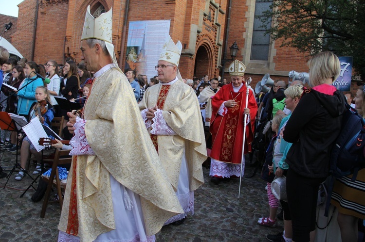 Msza św. na rozpoczęcie 36. PPT na Jasną Górę