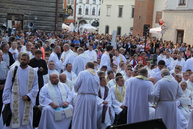 Msza św. na rozpoczęcie 36. PPT na Jasną Górę