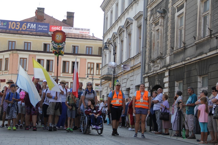 38. PPT - Grupa 21 - dzień I
