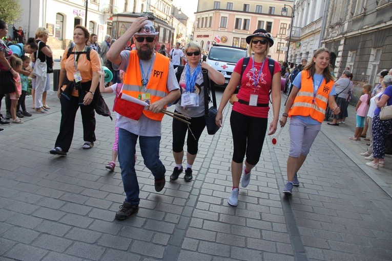 36. PPT - Grupa 6 - dzień I