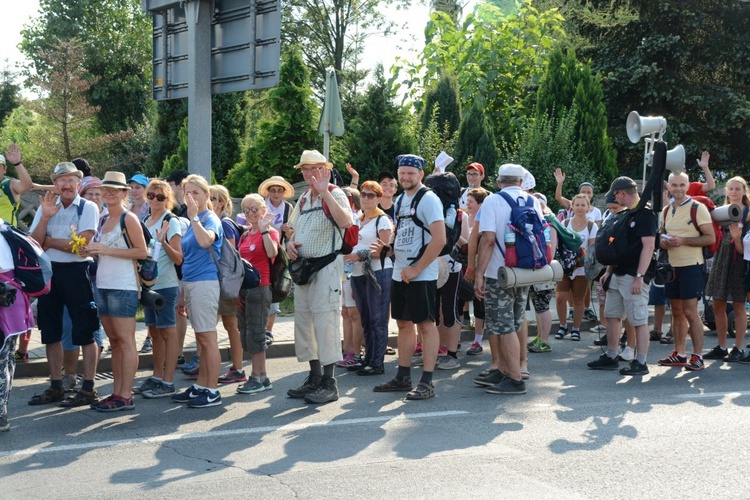 Kilkanaście kilometrów przed Jasną Górą