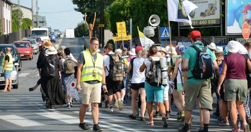 Kilkanaście kilometrów przed Jasną Górą