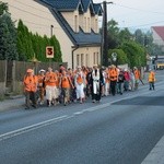 Pielgrzymi zdobywają Jasną Górę