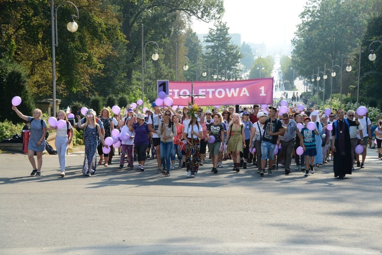 "Jedynki" na ostatniej prostej