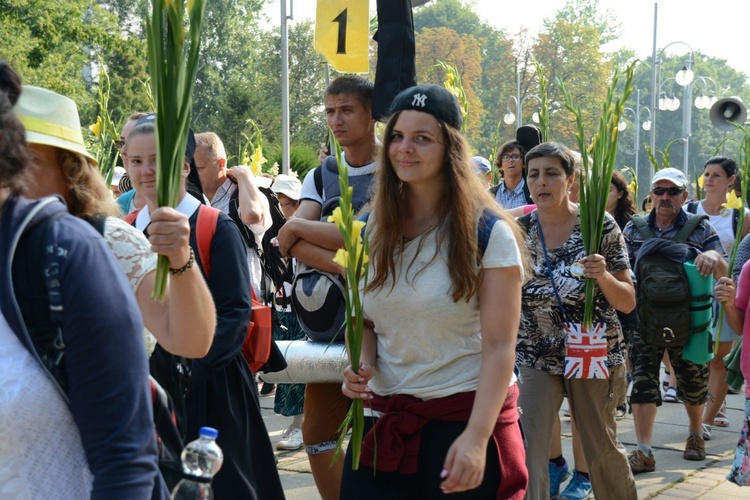 "Jedynki" na ostatniej prostej