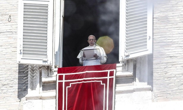 Franciszek: Chrześcijanie muszą żyć nie dla siebie samych, ale też dla braci