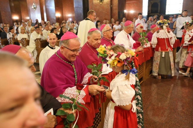 Pielgrzymka kobiet w Piekarach - cz. 3