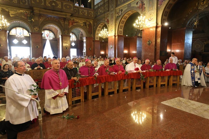 Pielgrzymka kobiet w Piekarach - cz. 3