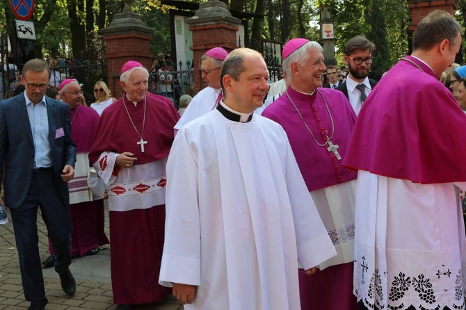 Pielgrzymka kobiet w Piekarach - cz. 4