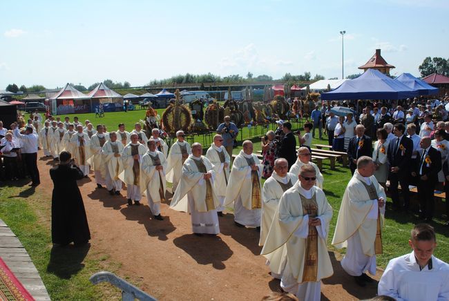 Dożynki diecezjalne w Ulanowie