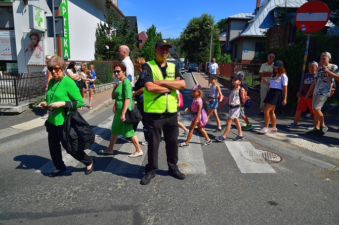 Modlitwa o pokój i korowód przez miasto 