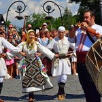 Modlitwa o pokój i korowód przez miasto 