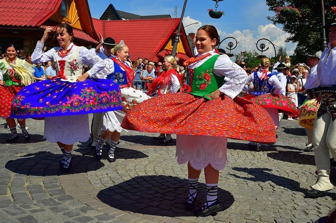 Modlitwa o pokój i korowód przez miasto 