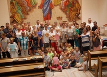 Rodziny z archidiecezji lubelskiej uczestniczące w rekolekcjach biblijnych