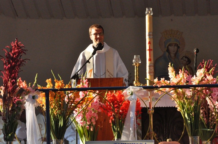 Zielenice, Msza św., cz. B