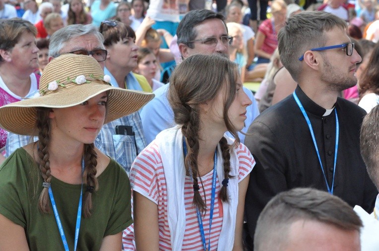 Racławice, Msza św., cz. A