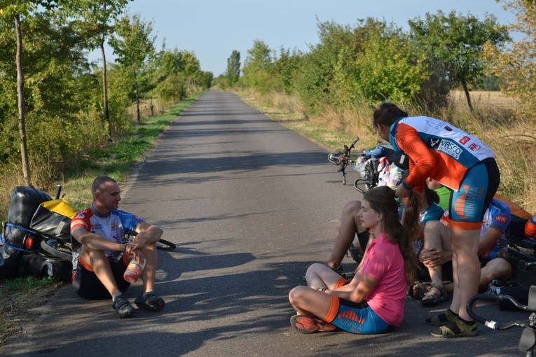 1. tydzień wyprawy NINIWA Team