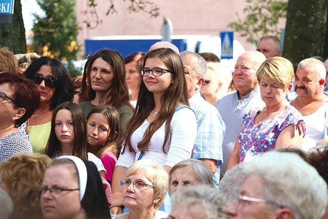 Starsi i młodsi na uroczystościach diecezjalnych, które odbyły się 19 sierpnia.