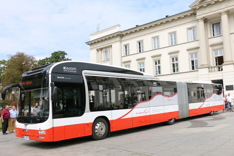 Przegubowiec będzie jeździł na liniach 4, 7, 9 i 17