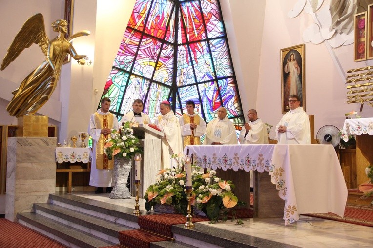 Chorzy i ciepiący u Matki Bożej na Pasierbcu