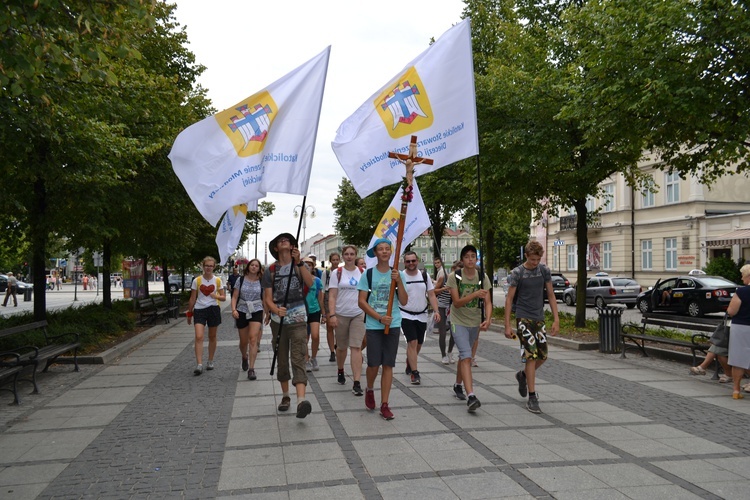 Pielgrzymka KSM na Jasną Górę - cz. 1