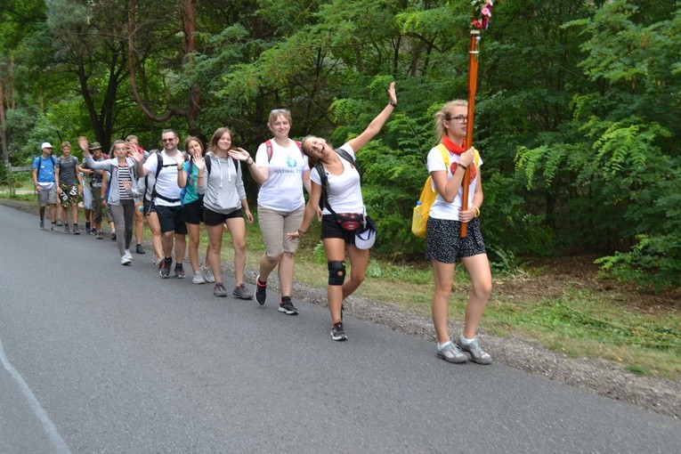Pielgrzymka KSM na Jasną Górę - cz. 1