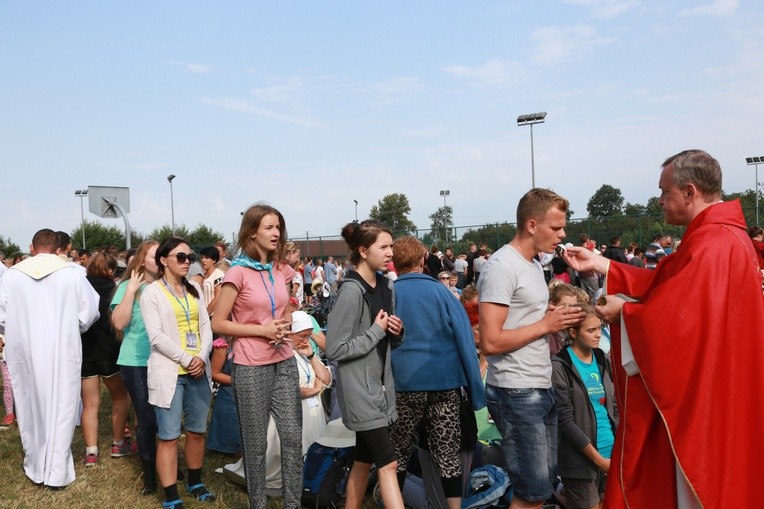 Sokolniki, Msza św. część B