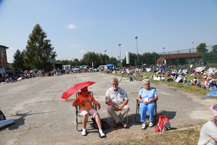 Sokolniki, Msza św. część A