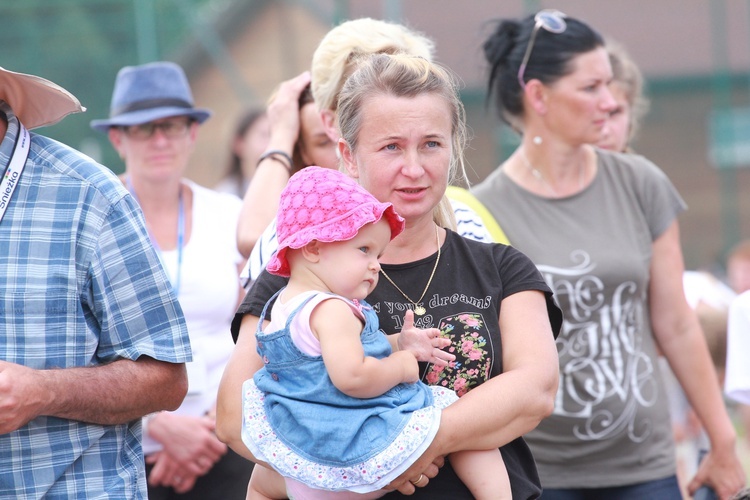 Sokolniki, Msza św. część A