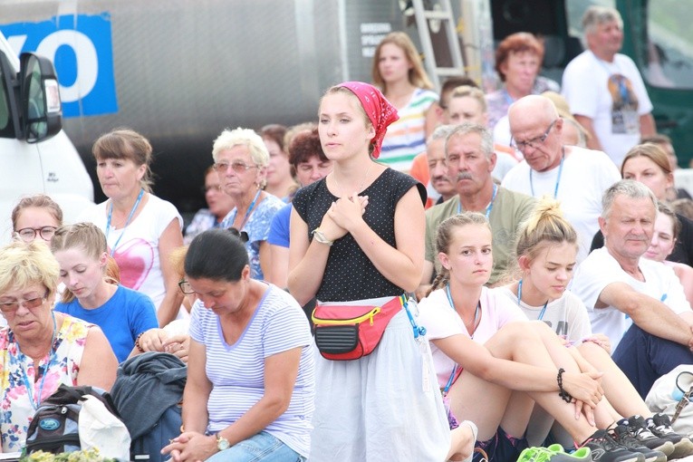 Sokolniki, Msza św. część A