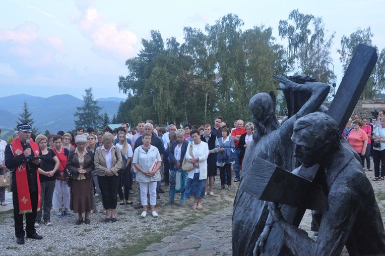 Strażacy u Matki Bożej Pocieszenia
