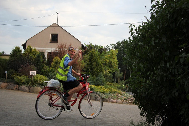 Pielgrzymka rowerowa do Głogowca