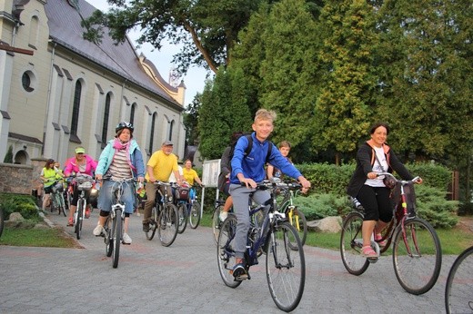 Pielgrzymka rowerowa do Głogowca