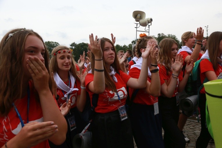 36. PPT - grupa 2 - wejście 