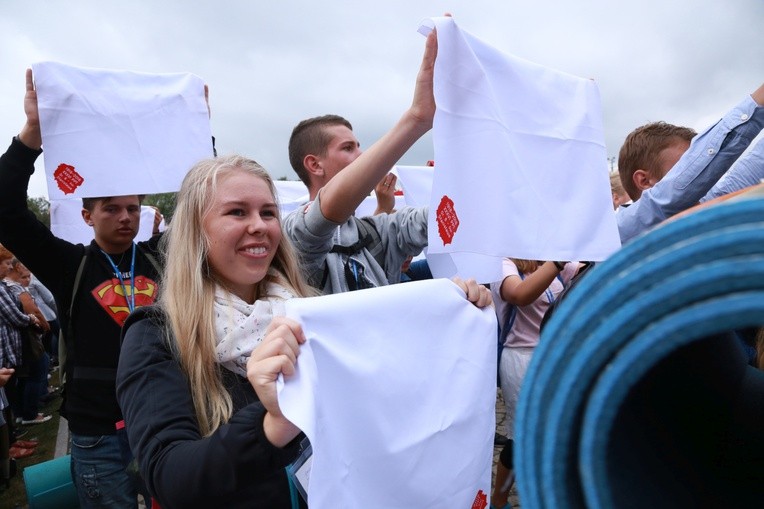 36. PPT - grupa 8 - wejście na Jasną Górę w 2018 roku